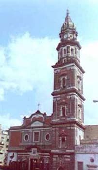 Napoli: chiesa e convento del Carmine Maggiore.